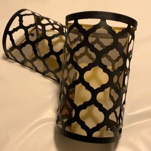 Decorative wall accents.